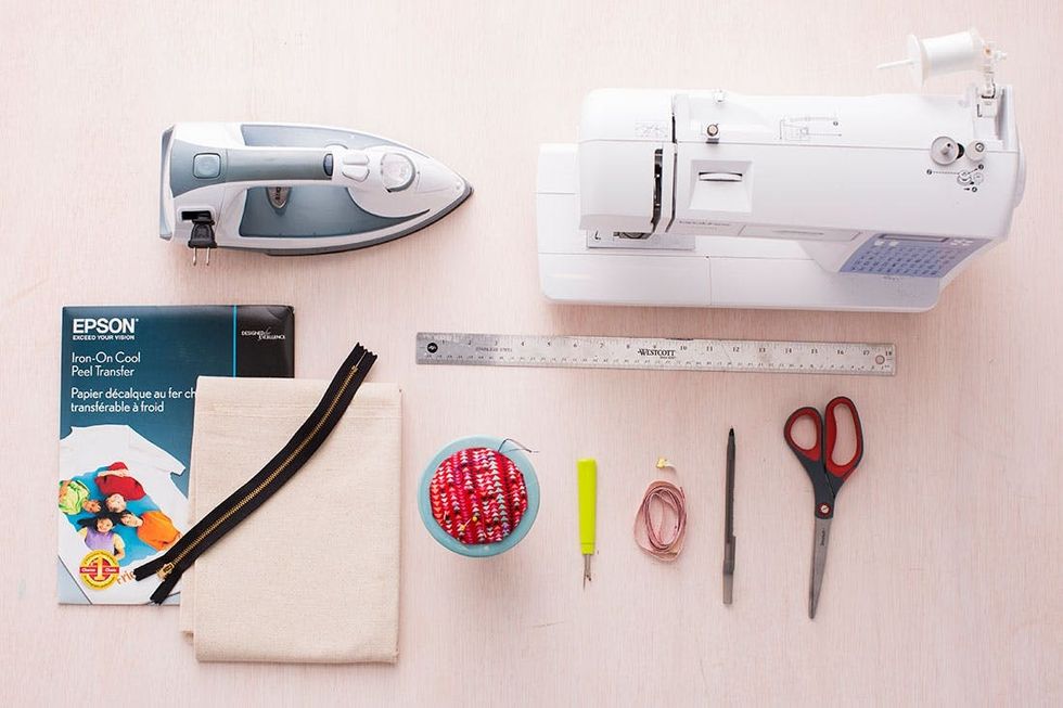 0-Healthy-Essentials-Toiletry-Bag-Materials