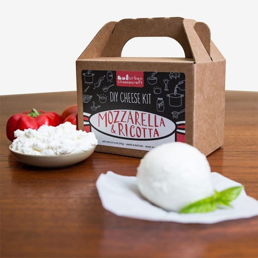 11-Wine-Birthday-Party-cheese-kit