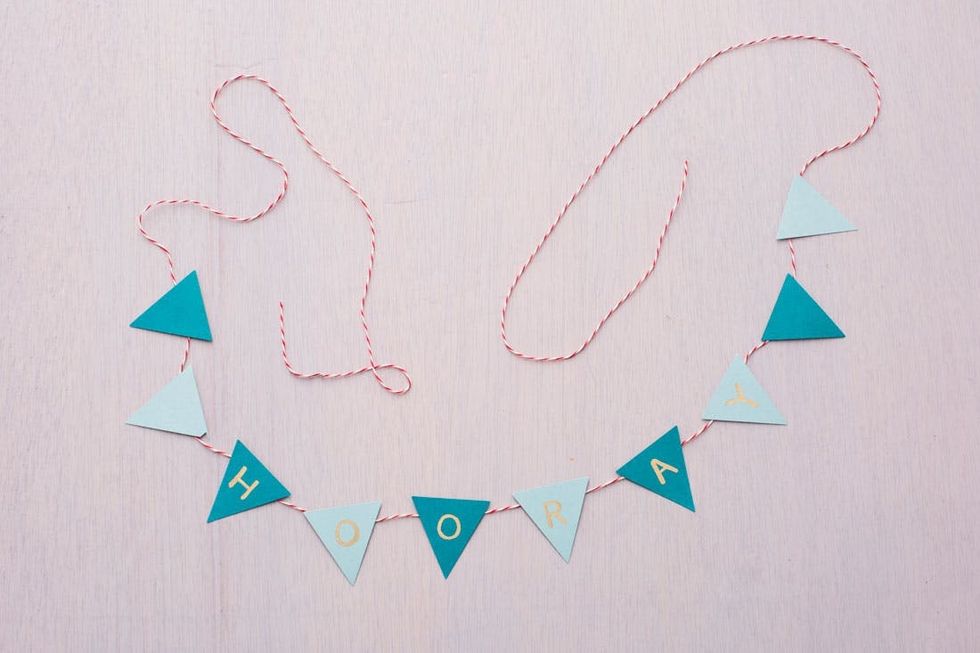 13-DIY-Garlands-Hooray-Pennants