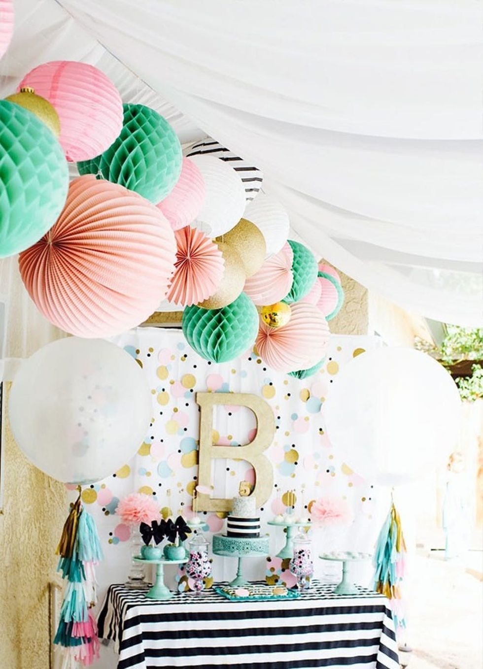 15-pastel-baby-shower-hanging-pom-poms