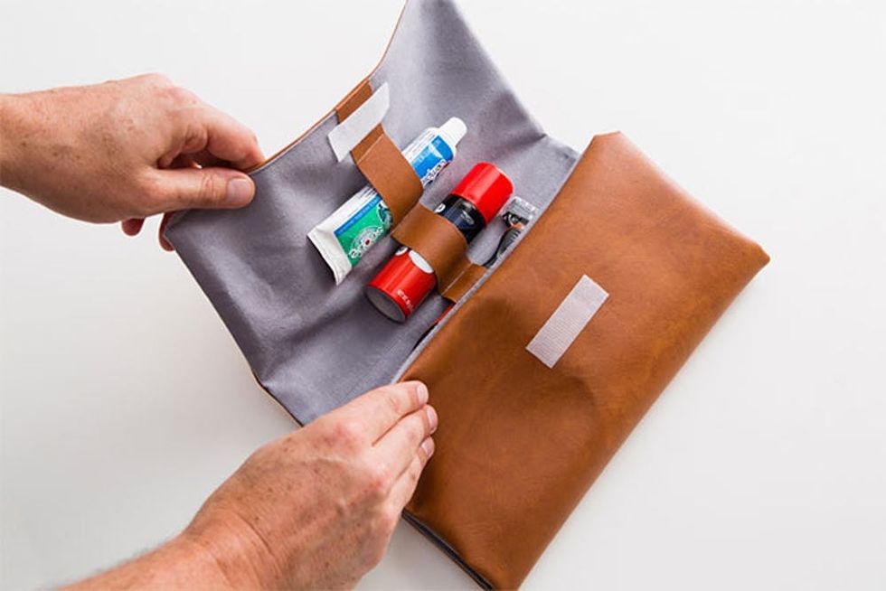 17-diy-fathers-day-gifts-dopp-kit