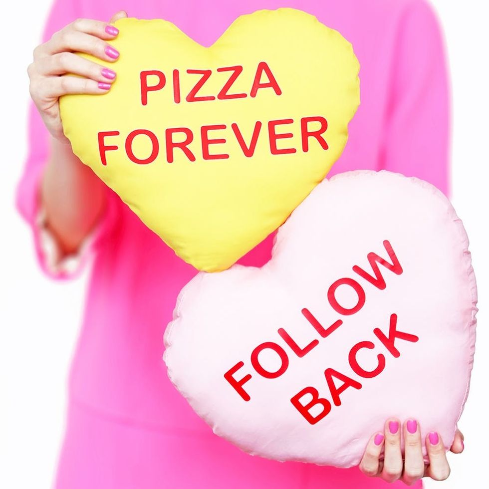 2-ConversationHeartPillows