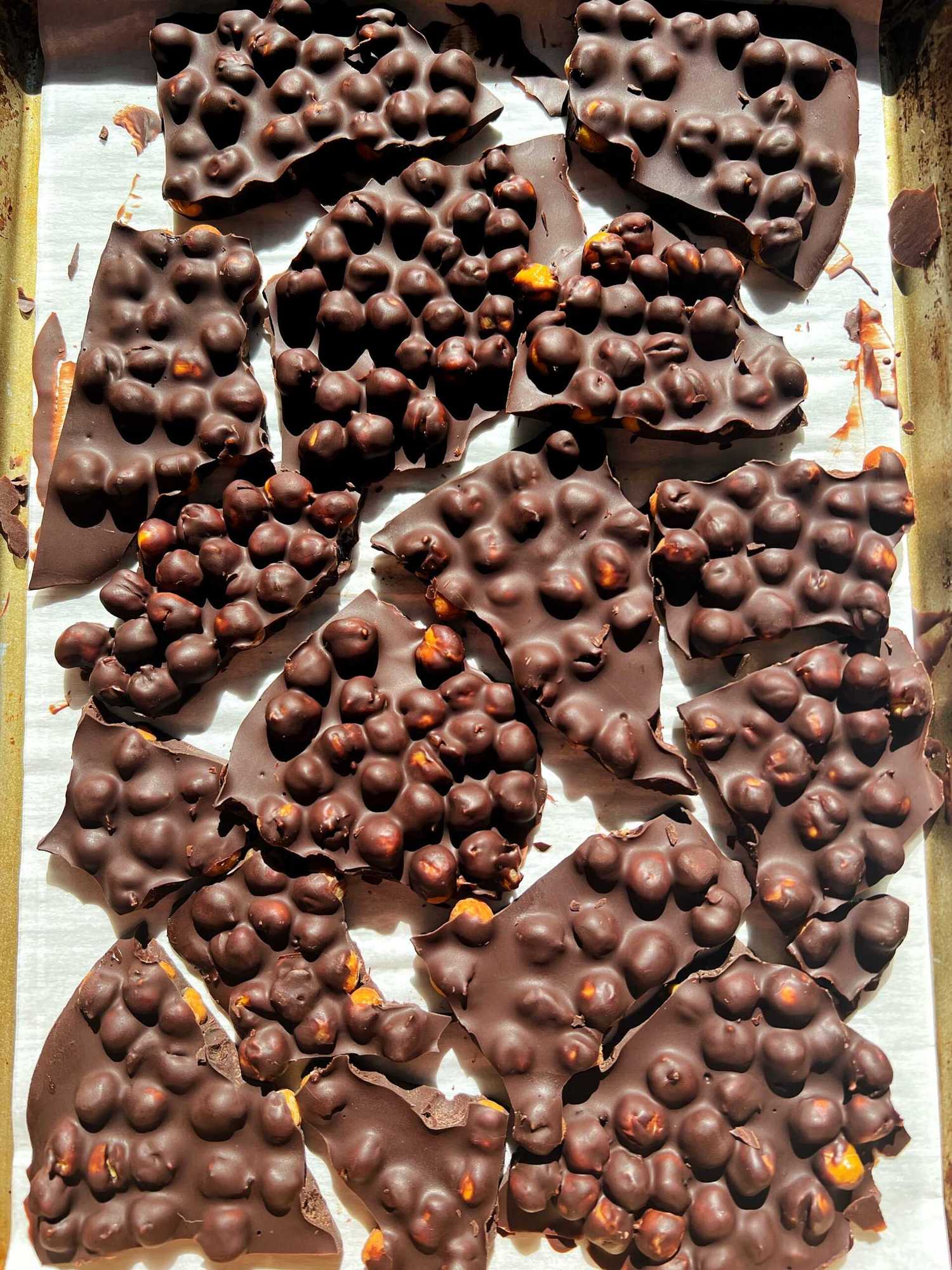 2-Ingredient Dark Chocolate Chickpea Bark