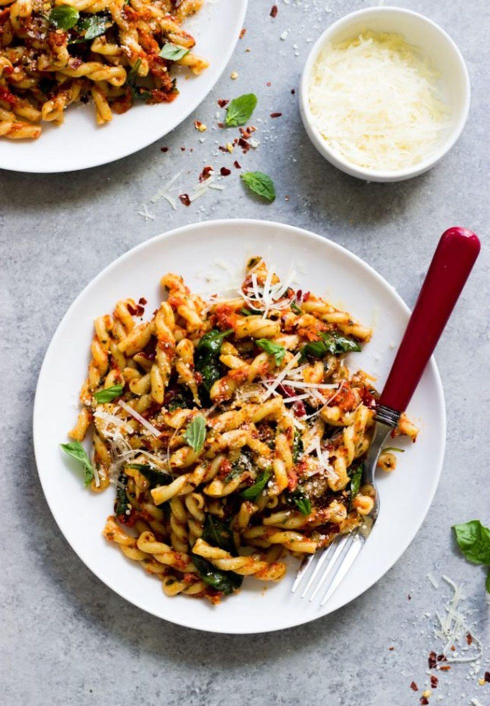20-Minute Sun-Dried Tomato Pasta With Spinach