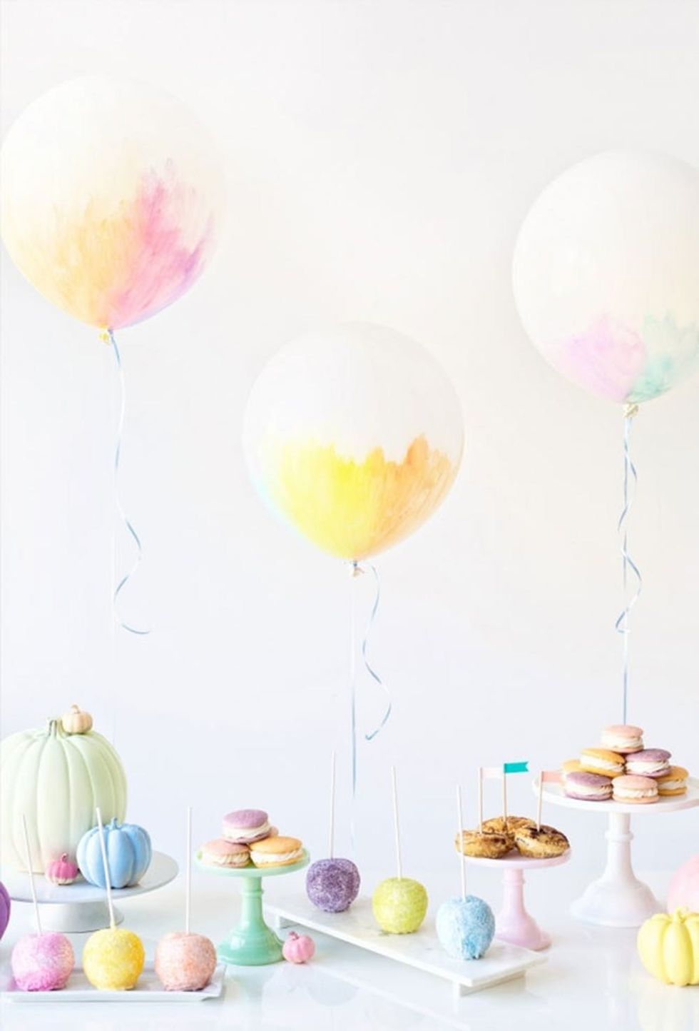 3-pastel-baby-shower-balloons