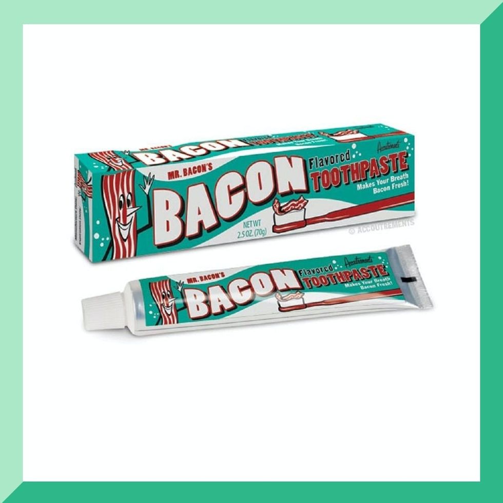 30b-bacontoothpaste