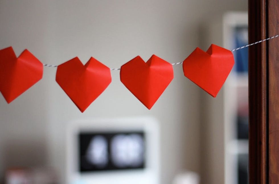 3D-paper-heart-garland