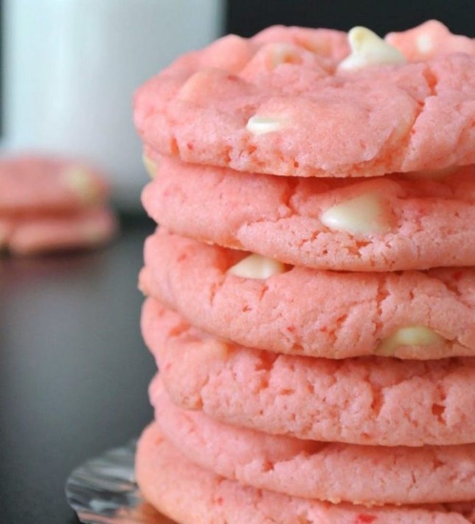 4-Ingredient Strawberry White Chocolate Chip Cookies