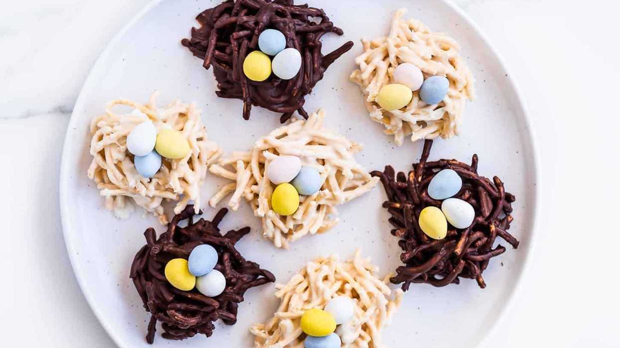 48 Colorful Easter Desserts To Celebrate Spring