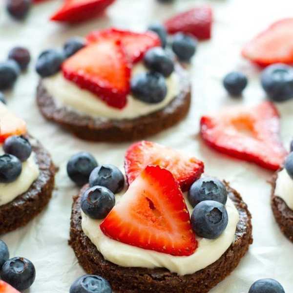 4th of July Dessert Recipes Patriotic Mini Brownie Dessert Pizza