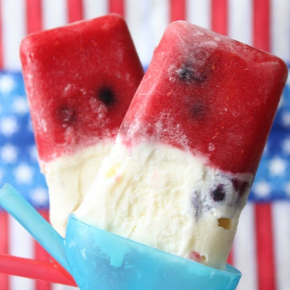 4th of July Popsicles with ice cream