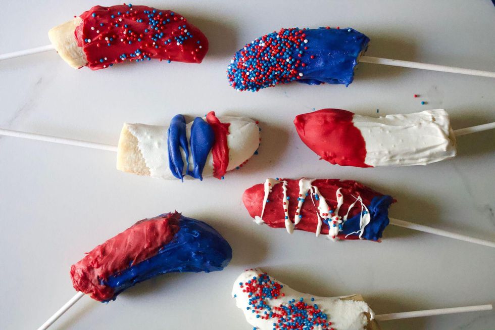 4th of July White Chocolate-Covered Bananas