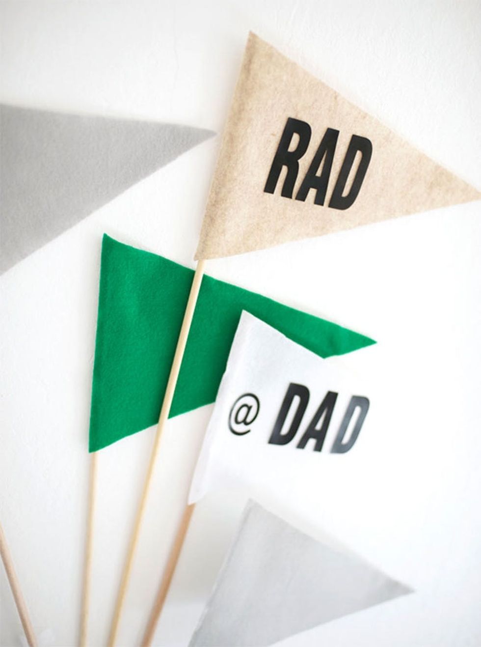 5-diy-fathers-day-gifts-pennant