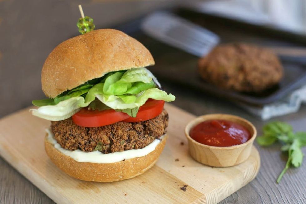 5 ingredient kidney bean burgers
