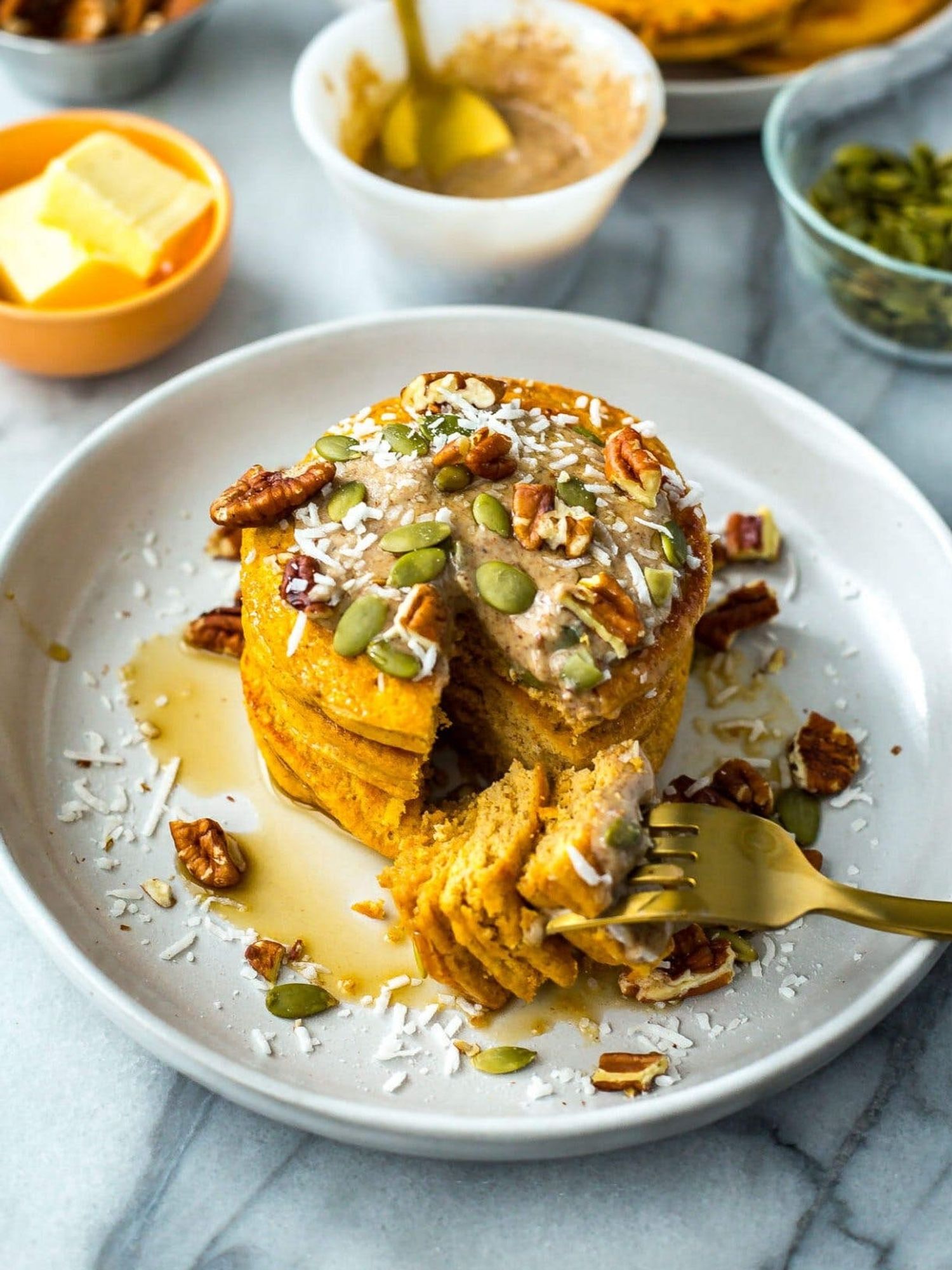 5-Ingredient Pumpkin Protein Pancakes