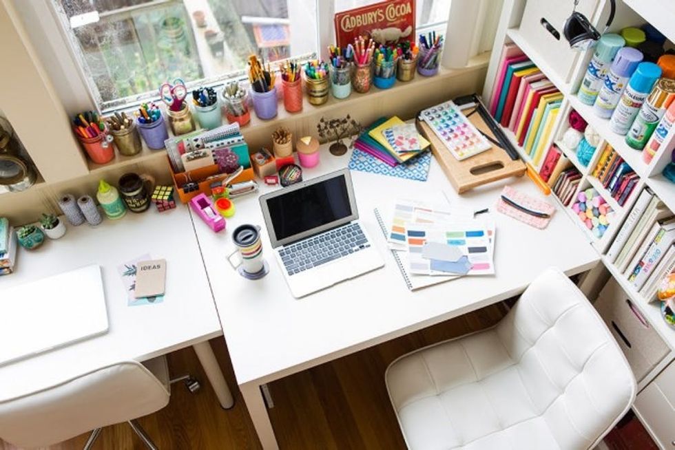 6-Desk-Overhead-retouch