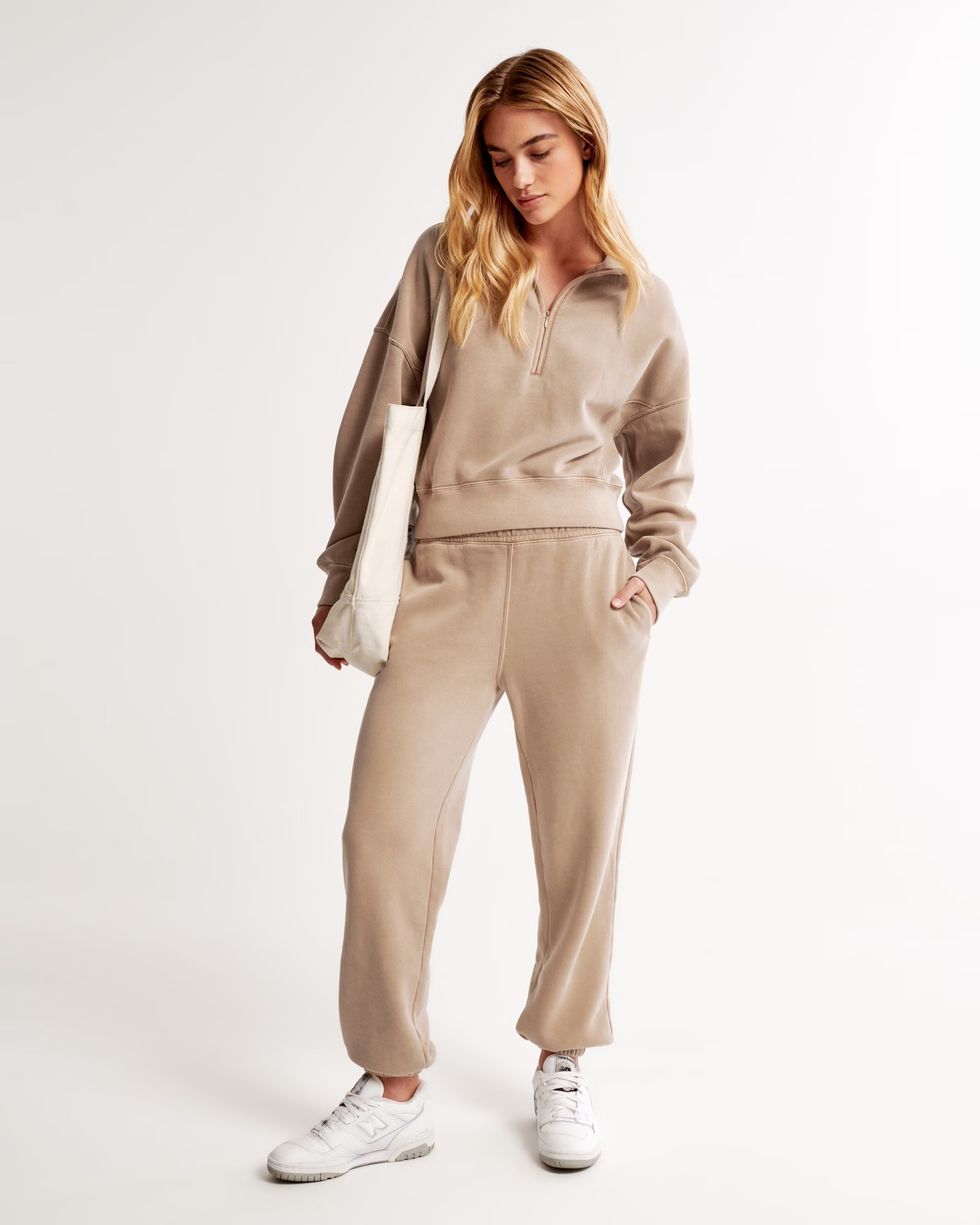 Abercrombie & Fitch Sunday Sweatsuit
