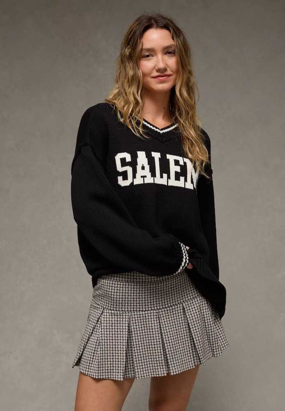 AE Oversized V-Neck Halloween Graphic Sweater