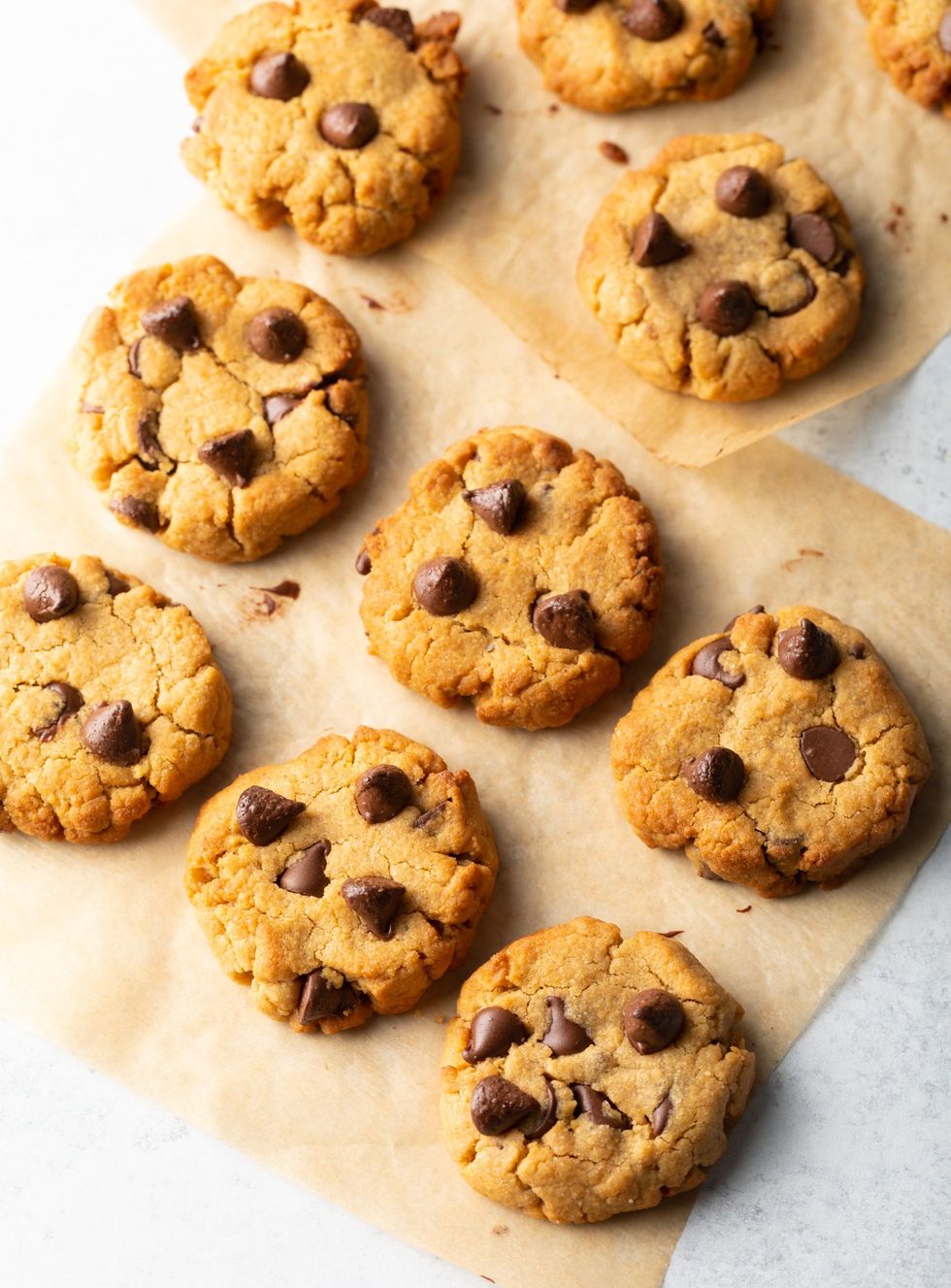Air Fryer Peanut Butter Chocolate Chip Cookies