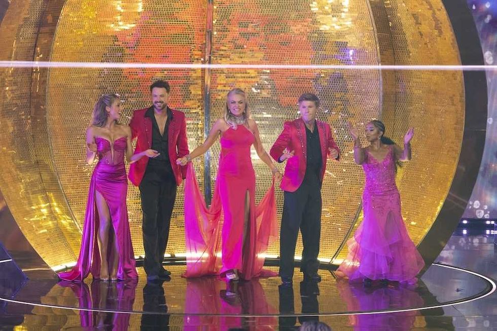 Alix Earle, Dylan Efron, Elaine Hendrix, Robert Irwin, and Jordan Chiles on the Dancing with the Stars finale