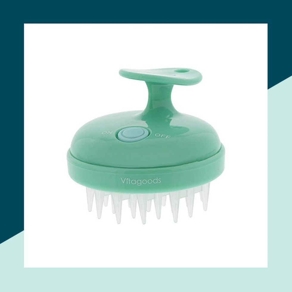 Amazon - Vitagoods Scalp Massaging Shampoo Brush