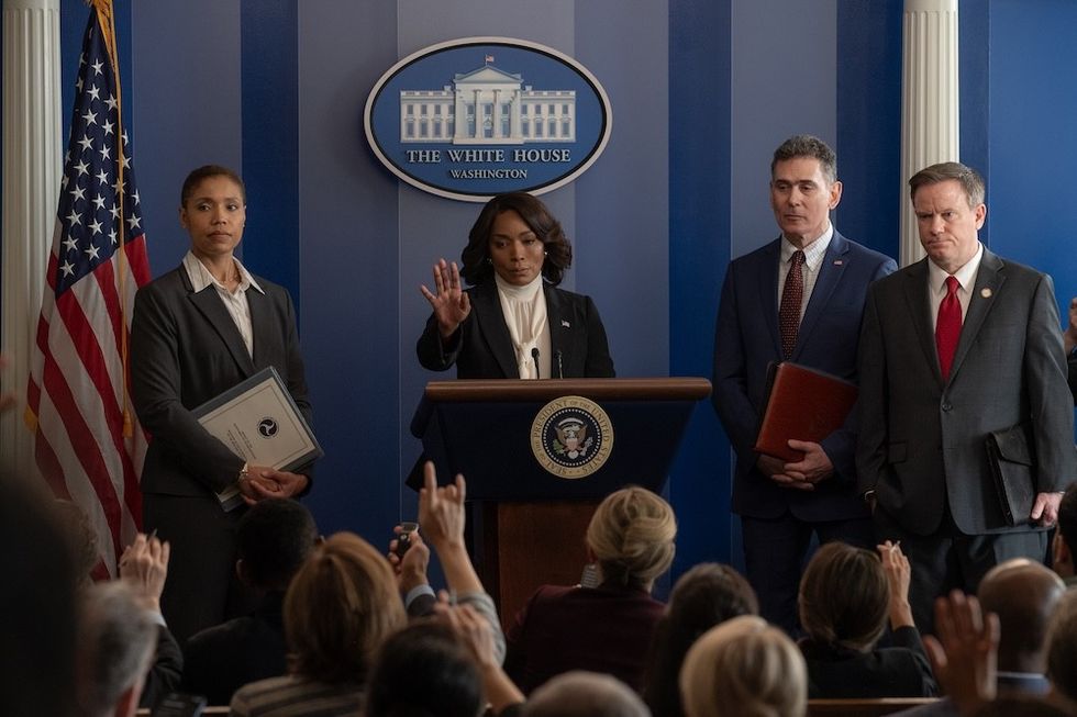 angela bassett as evelyn mitchell