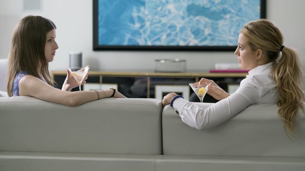 Anna Kendrick as Stephanie and Blake Lively as Emily in A Simple Favor