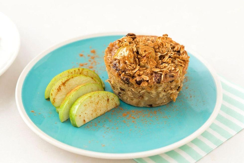 Apple Cinnamon Baked Oatmeal Muffins back to school recipes