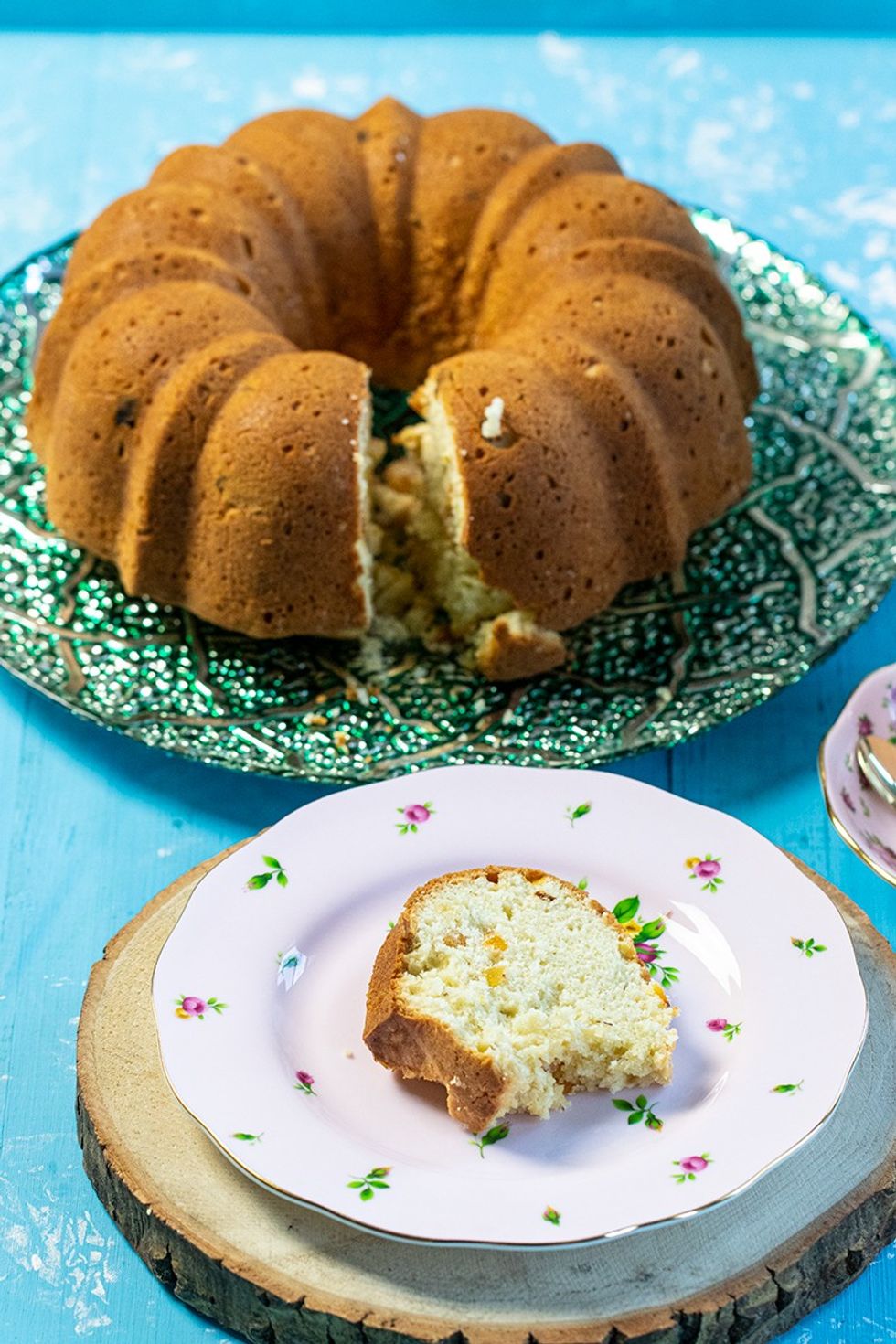 Apricot and Almond Olive Oil Cake