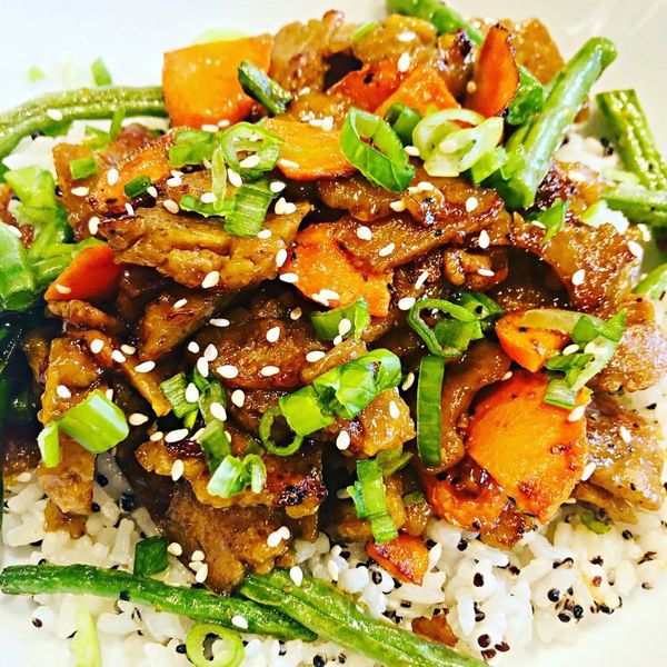 Apricot Glazed Seitan Rice Bowls