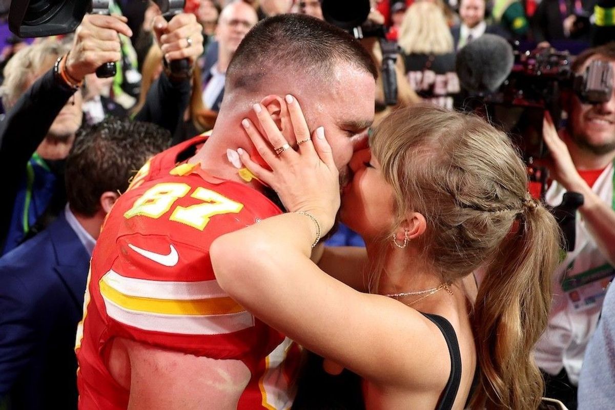 are taylor swift travis kelce married