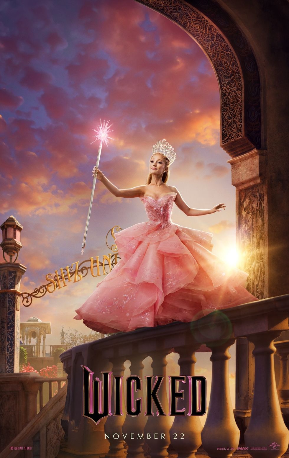 ariana grande as glinda