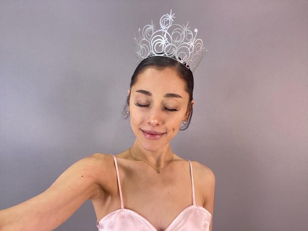 Ariana Grande Makeup-Free Selfie