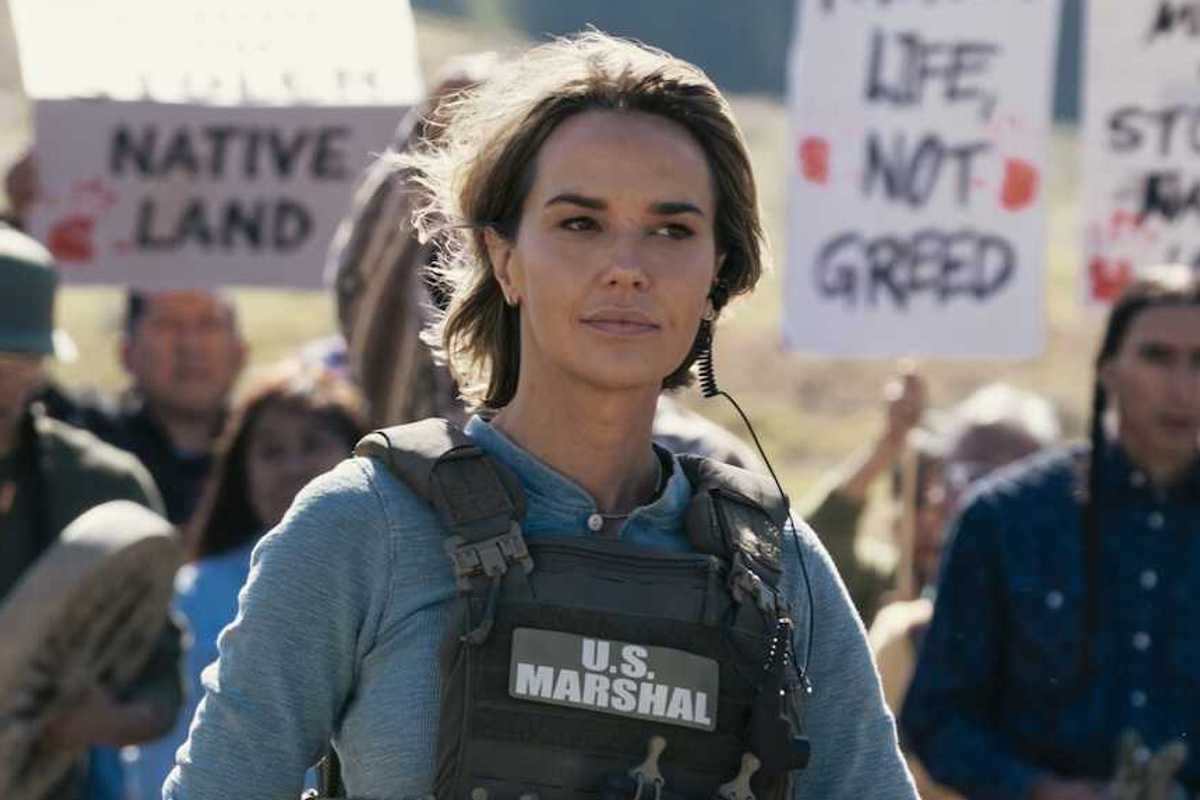 Arielle Kebbel as Belle Skinner