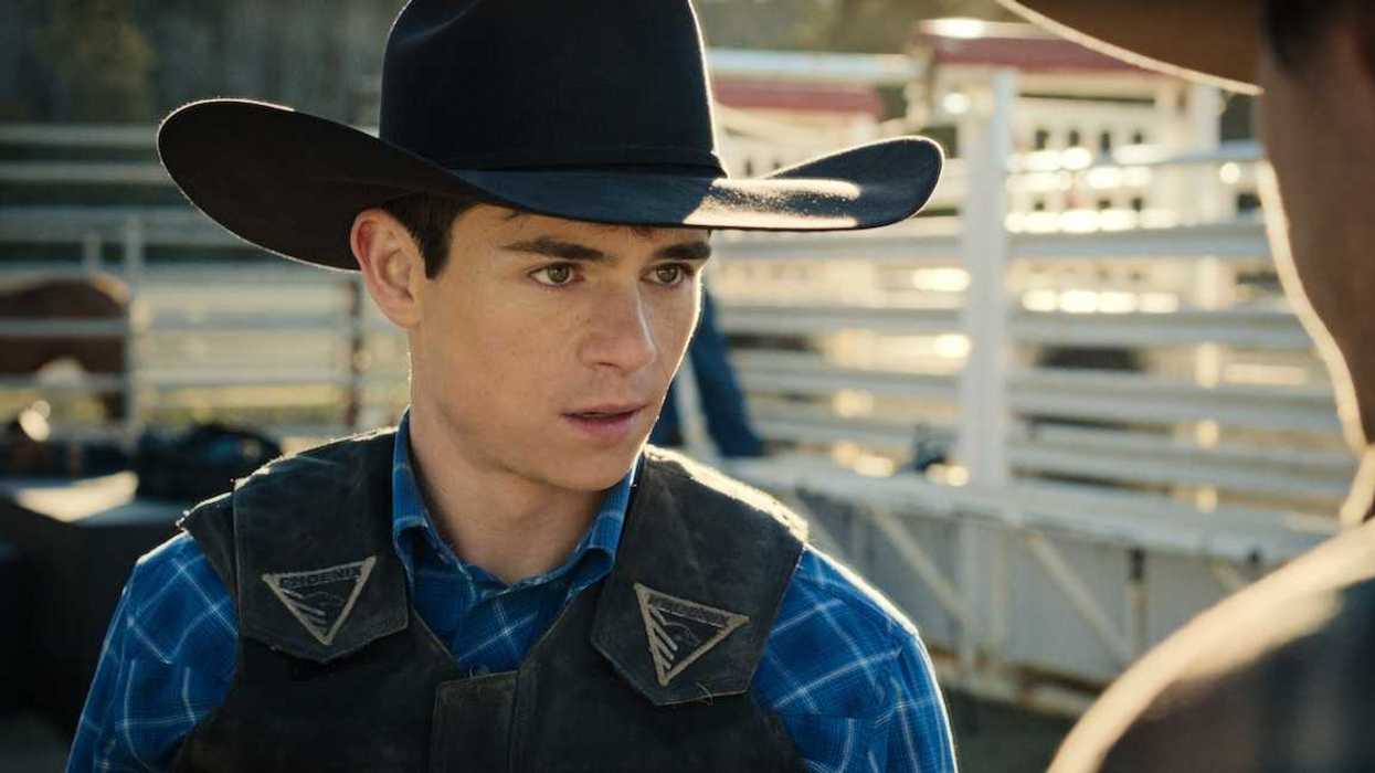 ashby gentry as alex walter my life with the walter boys season 3