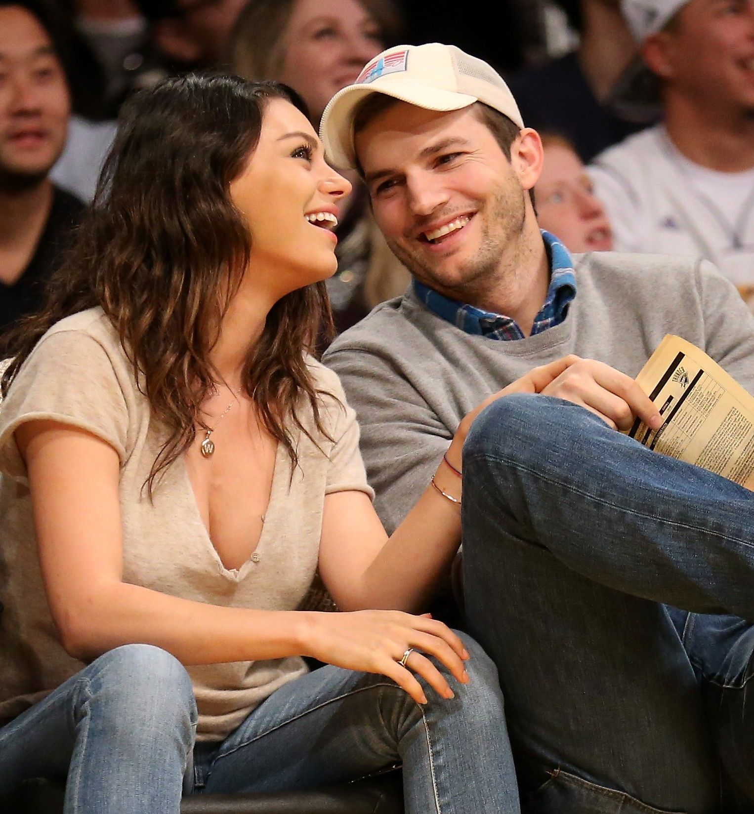 ashton kutcher mila kunis