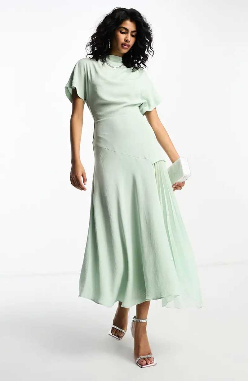 Must-Have Vacation Dresses For Spring And Summer - Brit + Co Must-Have Vacation Dresses For Spring And Summer - Brit + Co