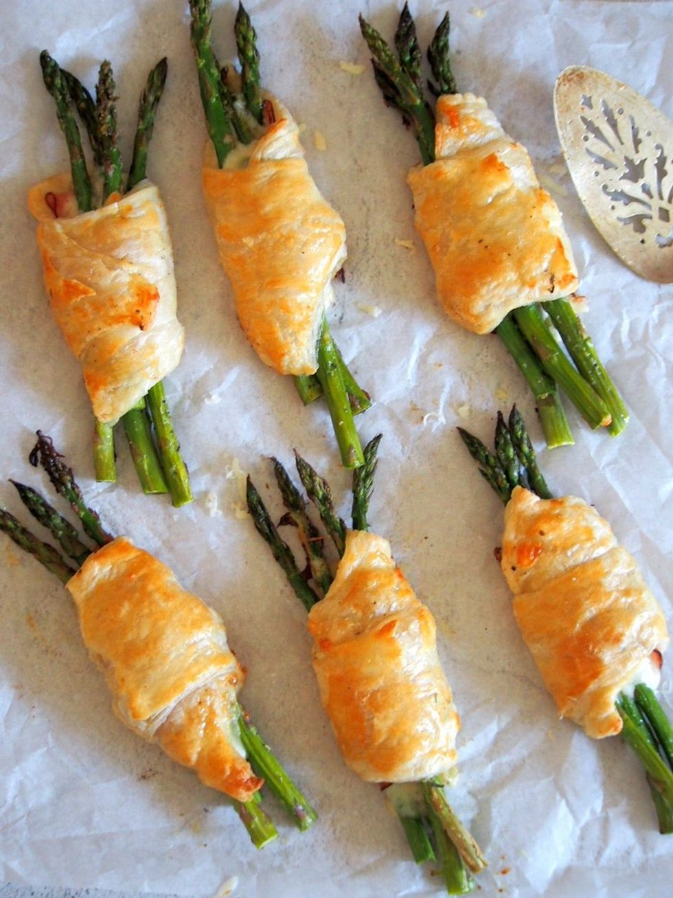 Asparagus + Ham-Stuffed Puff Pastry Pockets