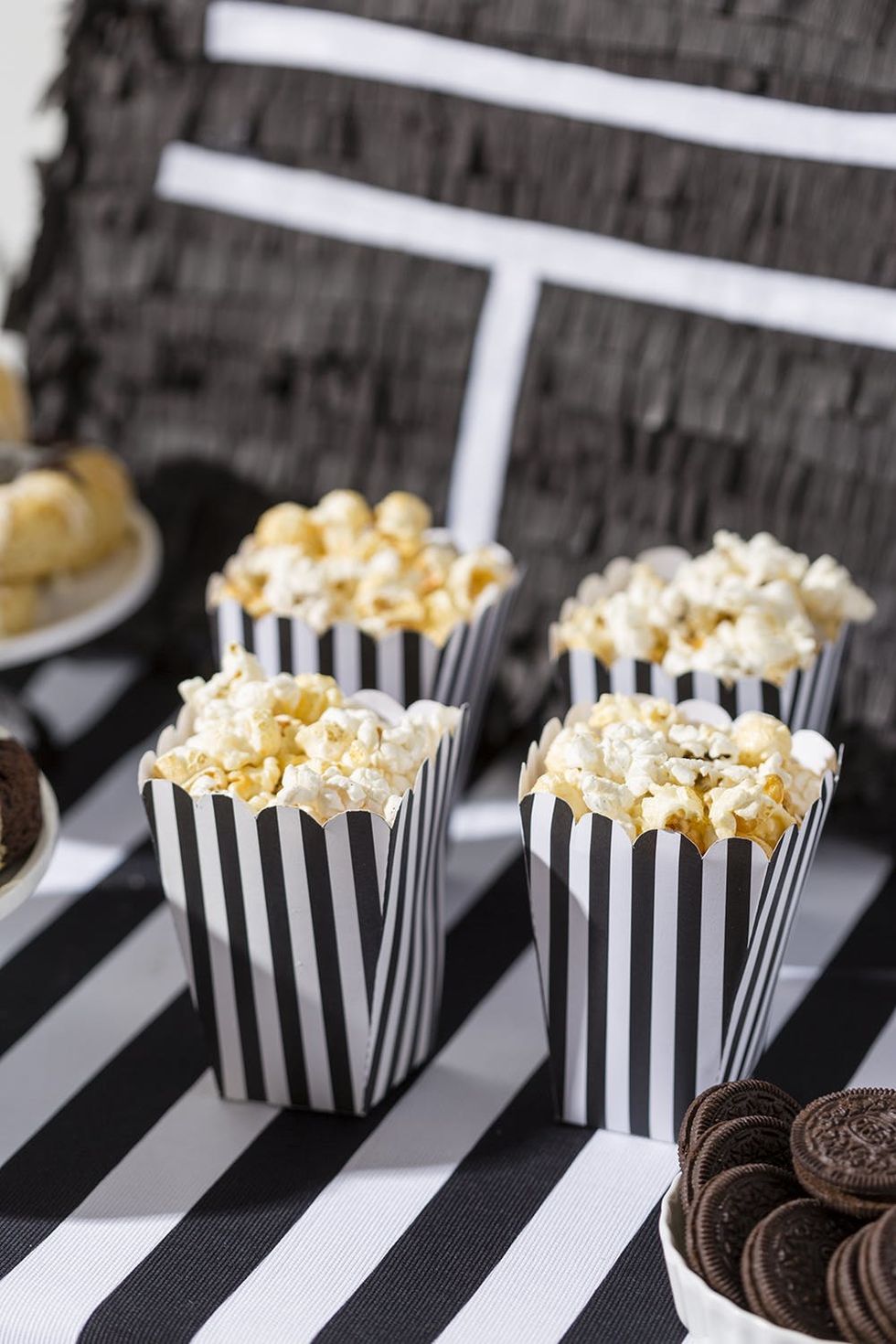 B&W_Donuts_Oscars_054