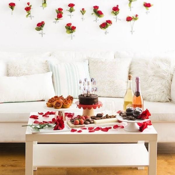 Bachelor Marathon galentine's day party ideas