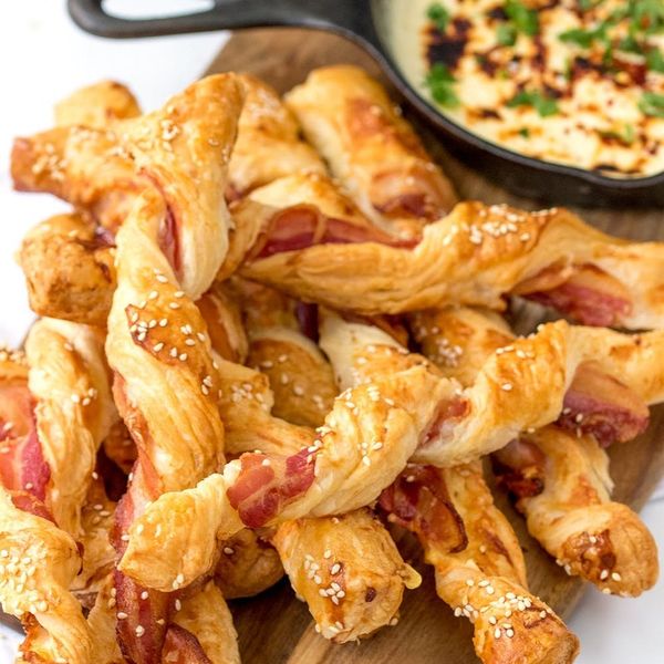 Bacon Pastry Twists With Beer Cheese Dip