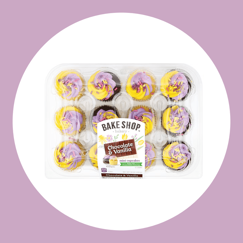 Bake Shop Chocolate & Vanilla Mini Cup Cakes