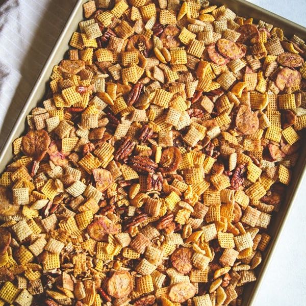 Bananas Foster Chex Mix