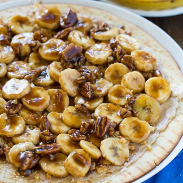 Bananas Foster Dessert Pizza