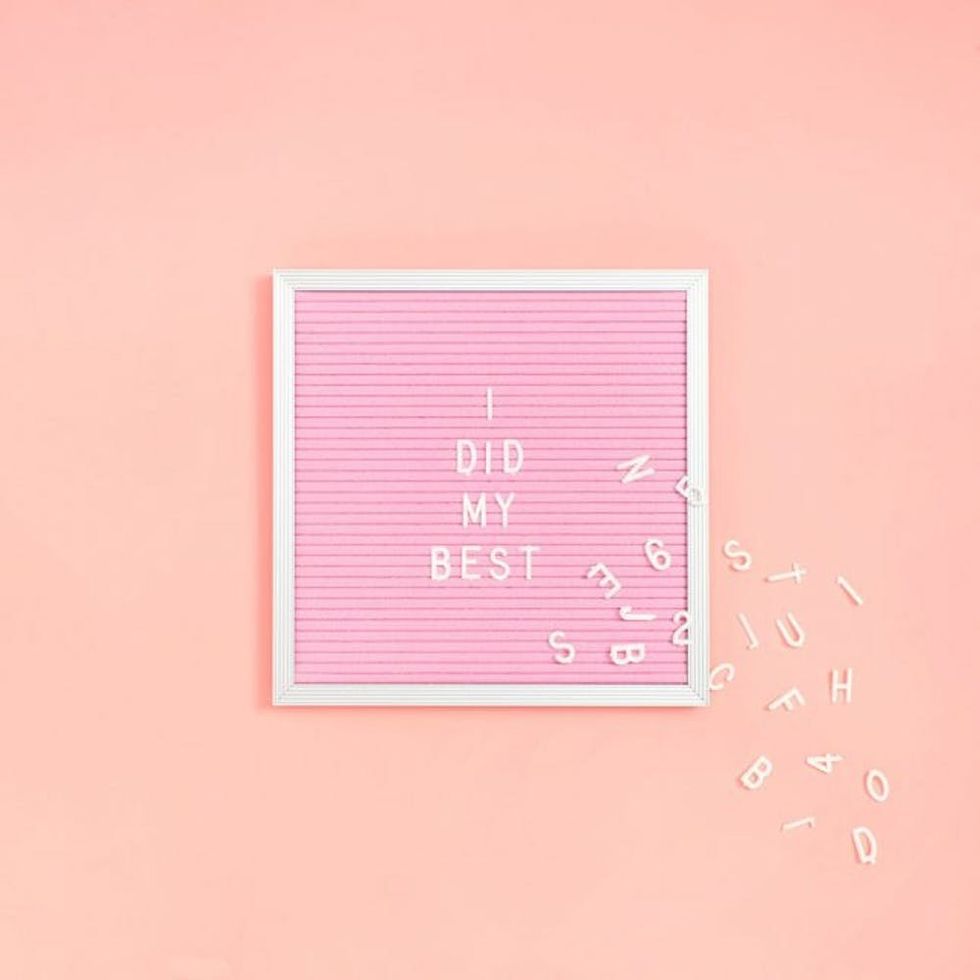 bando-gpu17-letterboard-pinksquare-02