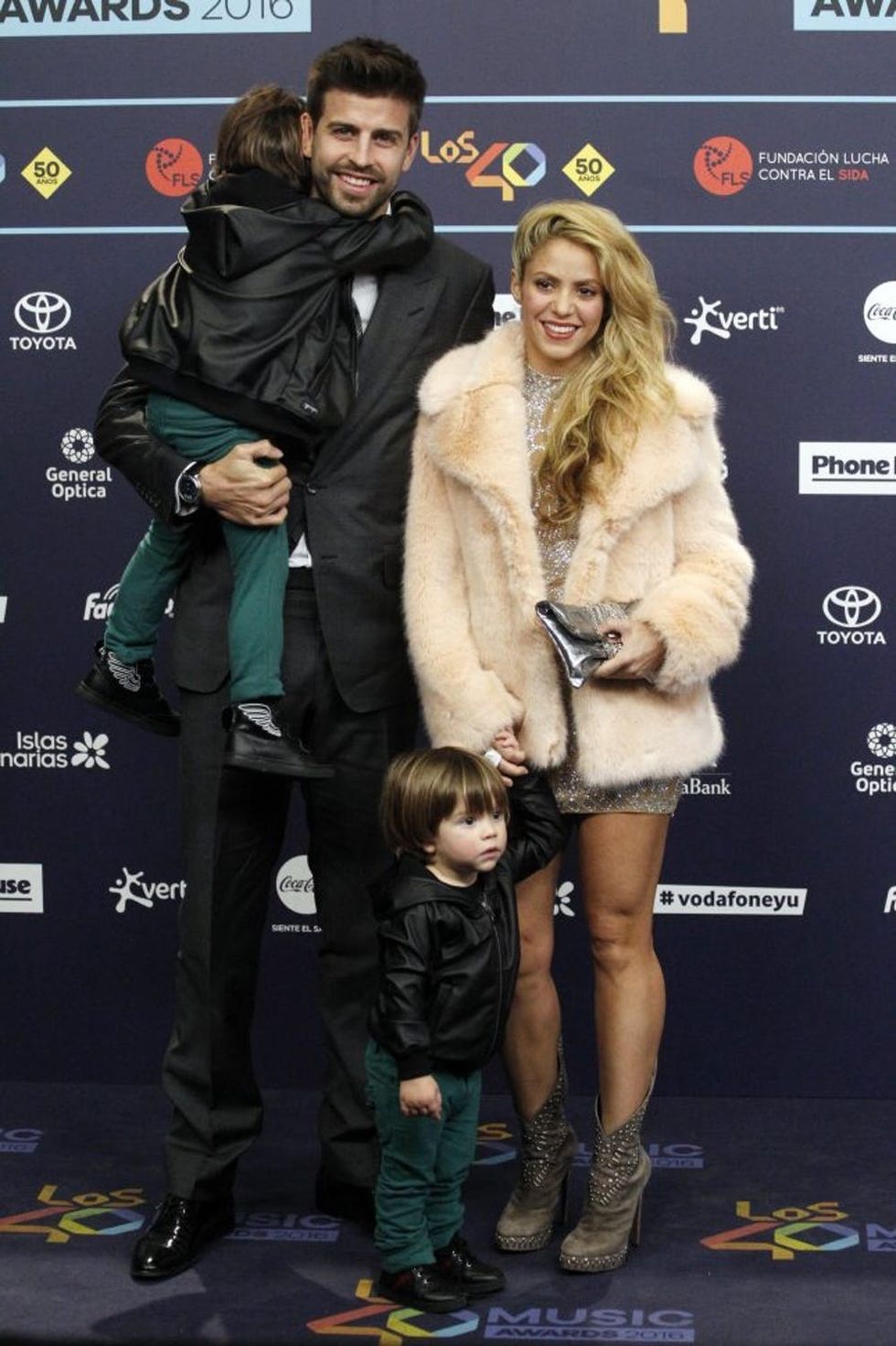 BARCELONA, SPAIN - DECEMBER 01: Gerard Pique and Shakira with their sons Milan Pique (L) and Sasha Pique attend the gala of Los 40 Music Awards 2016 on December 1, 2016 in Barcelona, Spain. (Photo by Europa Press/Europa Press via Getty Images)