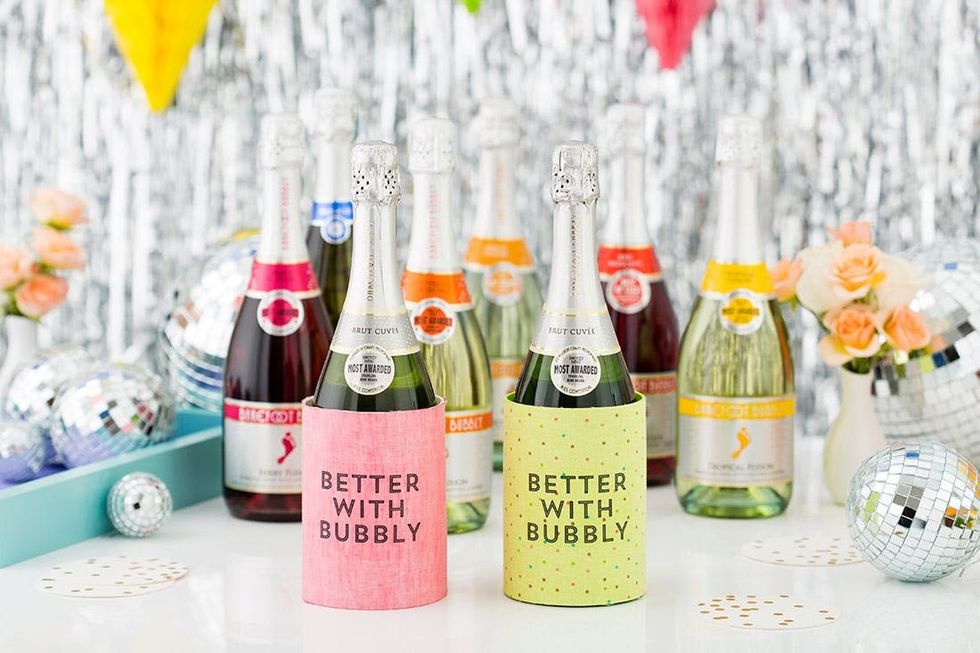 barefoot-bubbly-koozie-feature