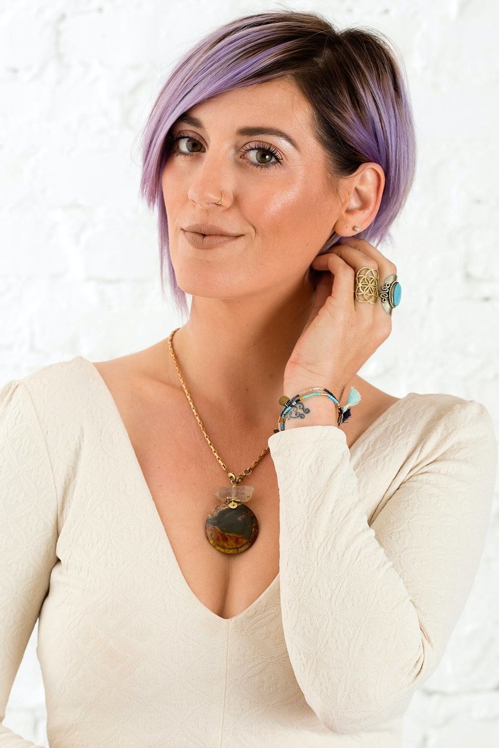 Beauty_Billboard_Gwen_03