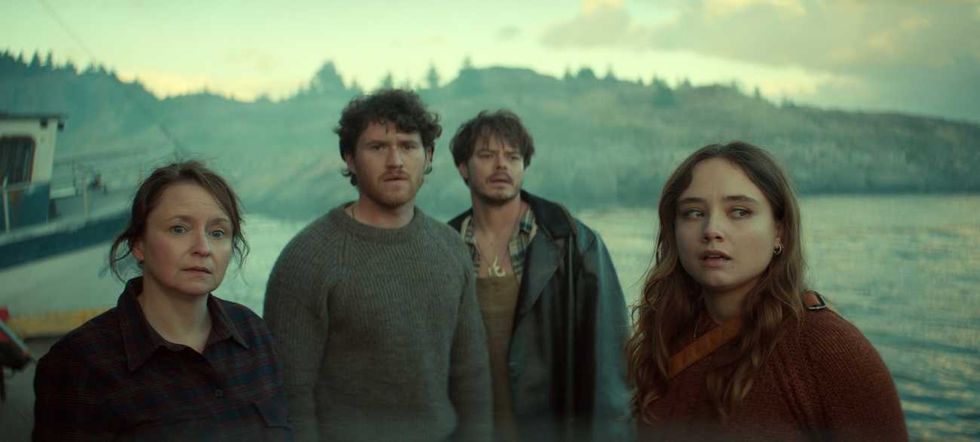 below cast netflix