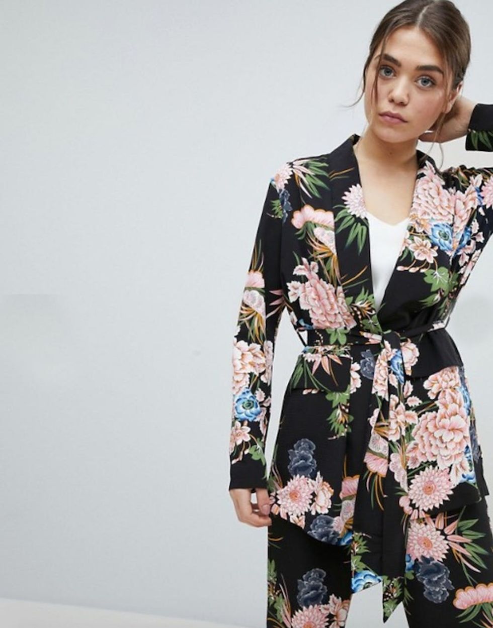15 Grown-Up Floral Outfits to Update Your Spring Wardrobe - Brit + Co